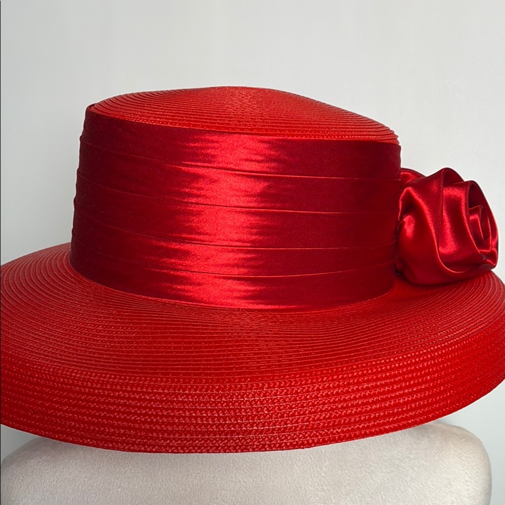 Stunning Vintage Amanda Smith Vibrant Red Women's Hat with Satin Floral Details - Picture 5 of 10